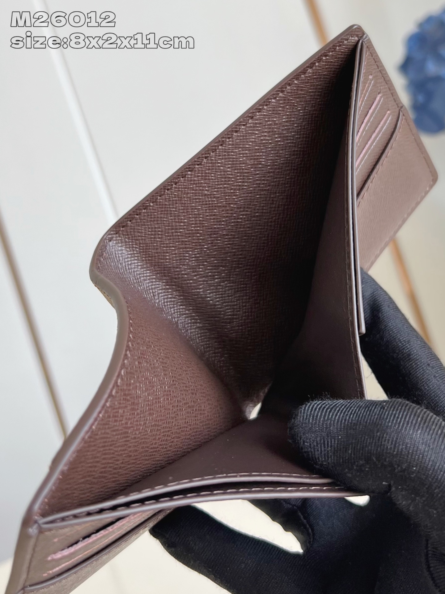 LV M26012 Slender Wallet