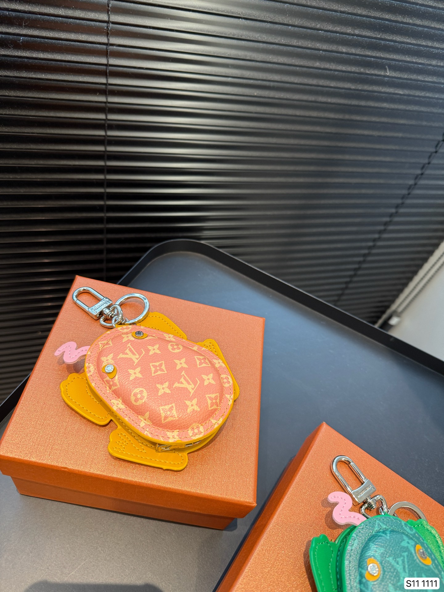 M02238 LV Frog Bag Charm