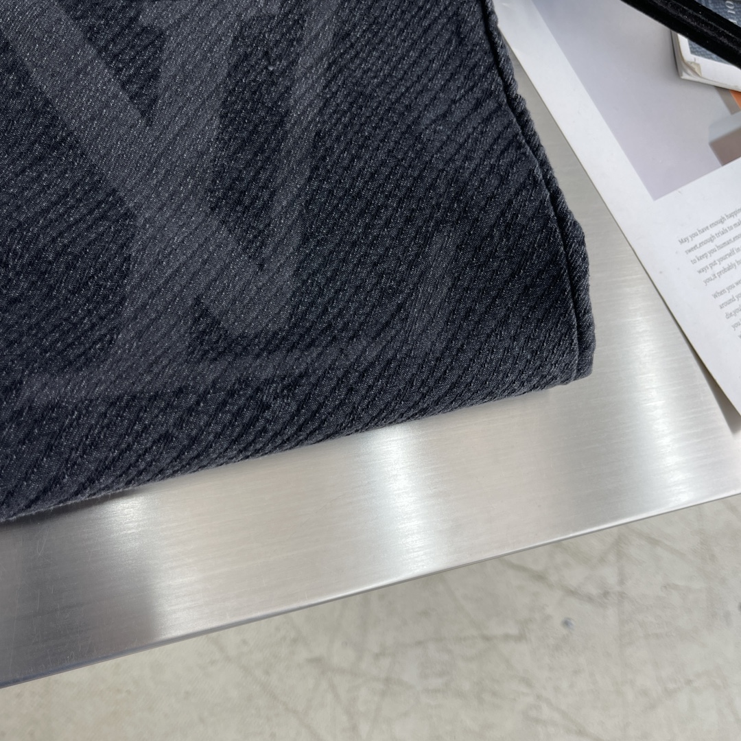 Louis Vuitton 2024 Fall/Winter New Logo Denim Pants