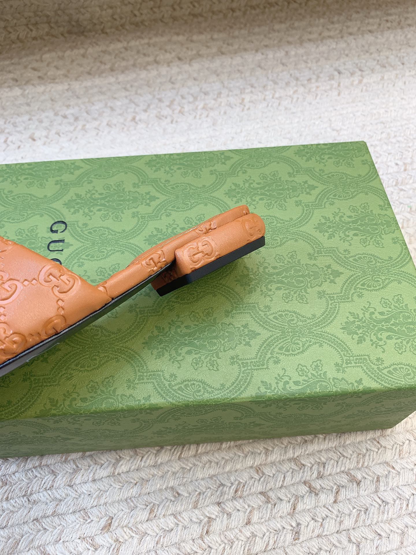 GUCCI Matte-Textured GG Slide Sandals