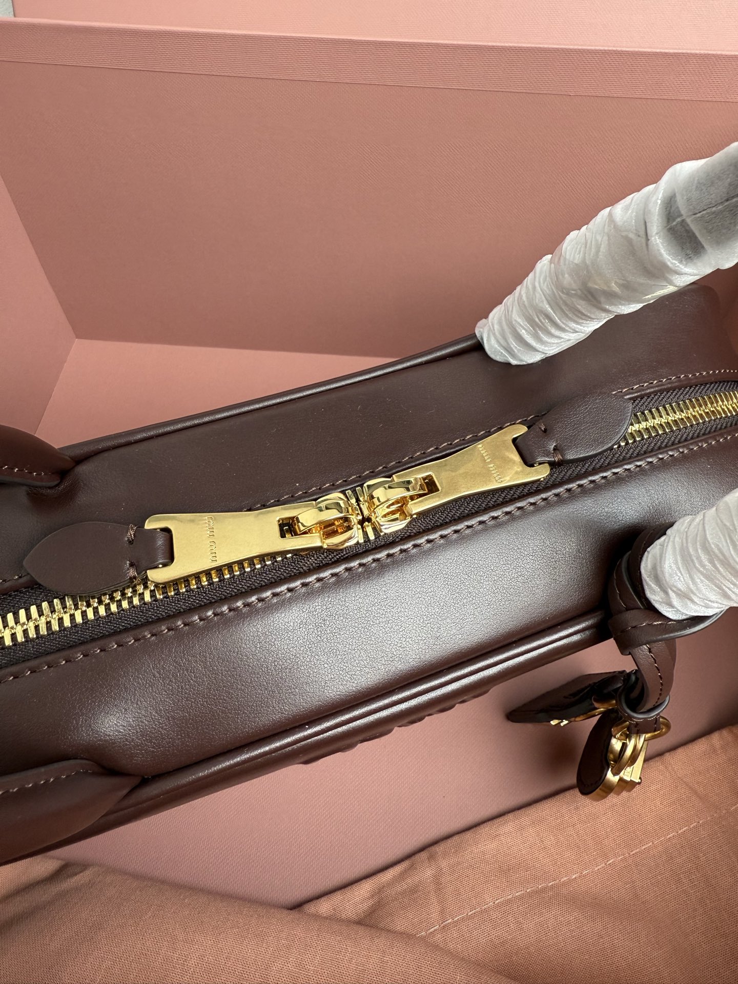 MiuMi*25ss shoulder bag