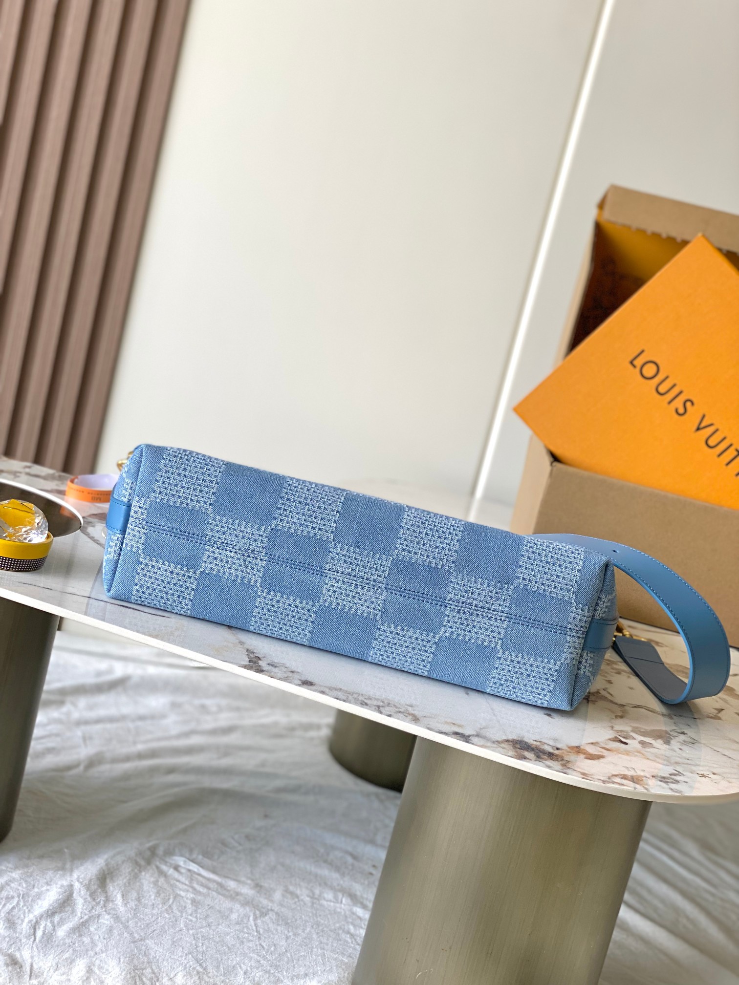 LV N00202 New Vagabond Hobo