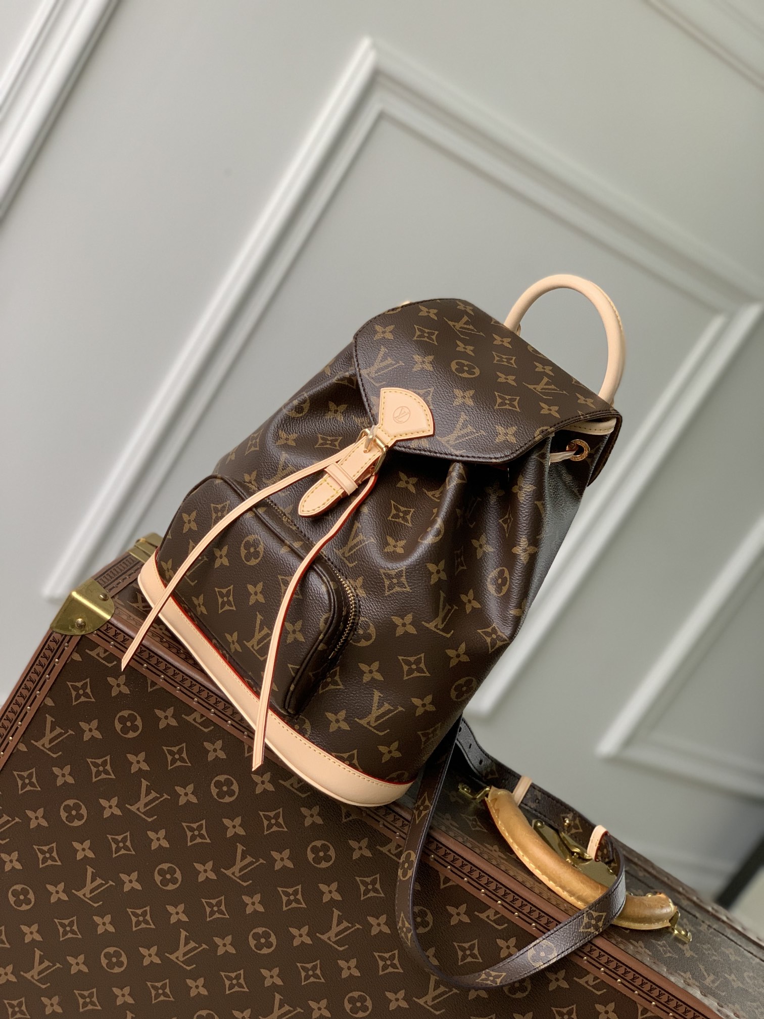 Louis Vuitton M11199 Montsouris Mini Monogram