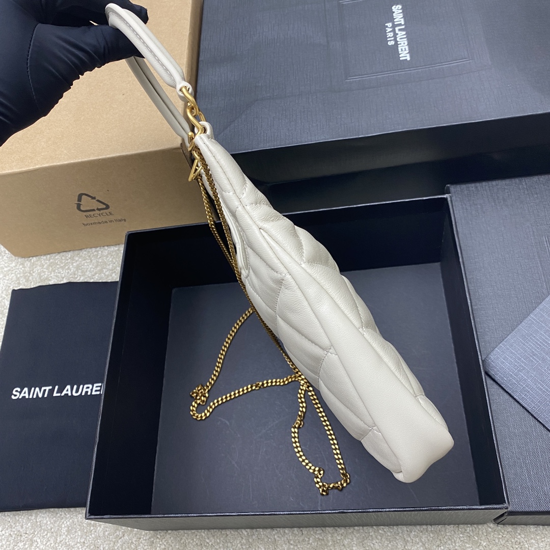 SADE hobo in lambskin-white