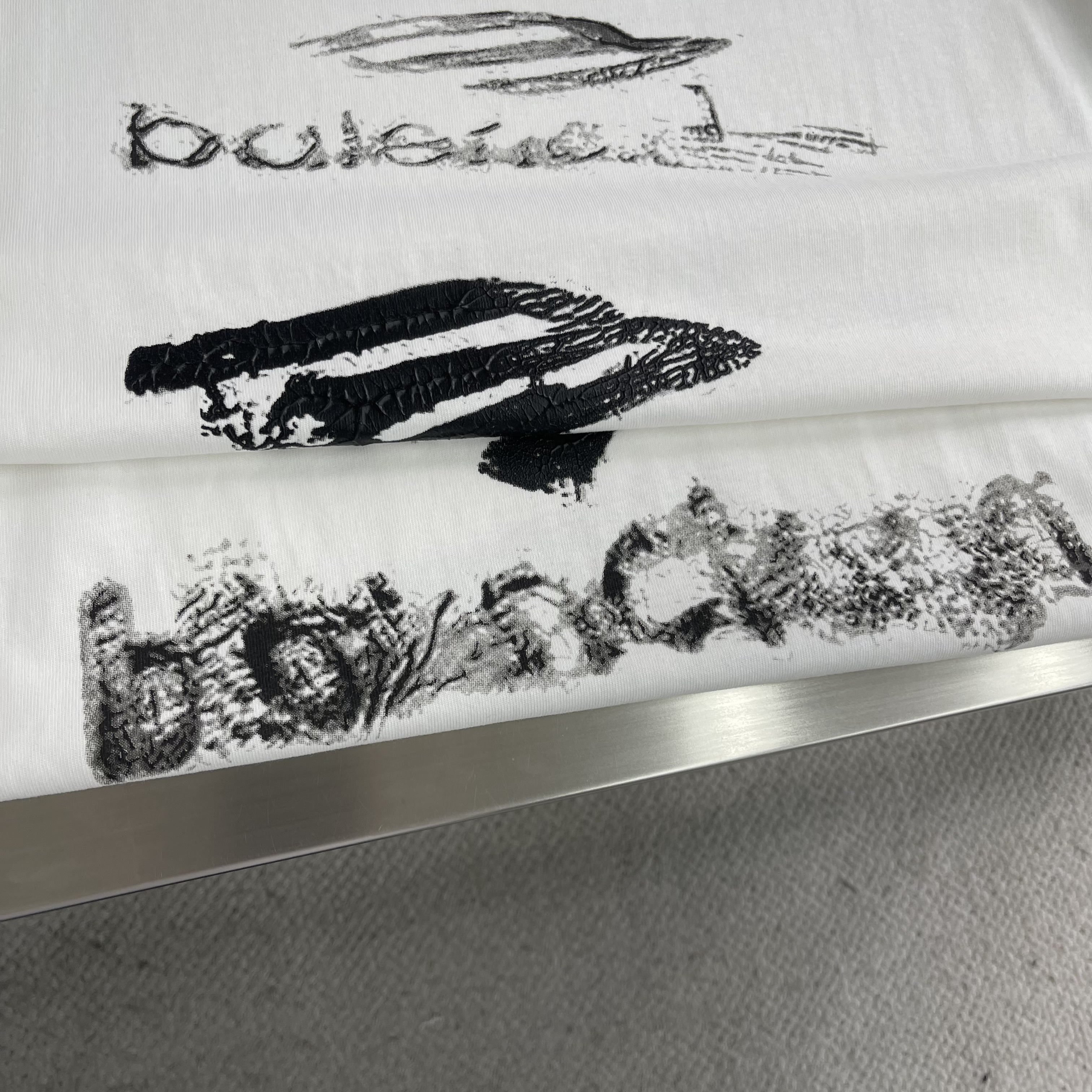 Balenciaga 2025 Authentic Surplus Men's Essential Tee-white