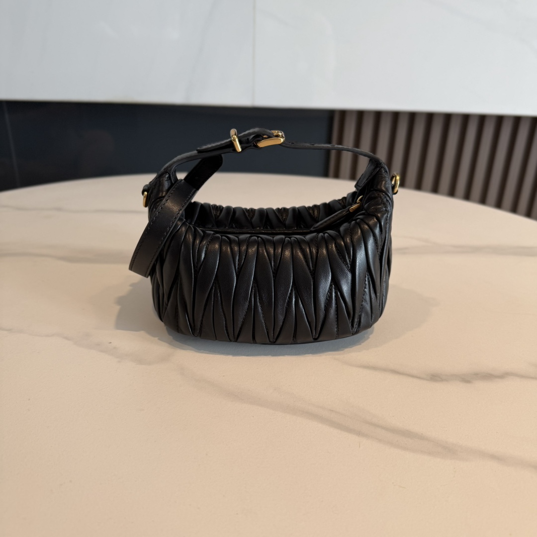 MIUMIU Matelassé nappa leather pouch