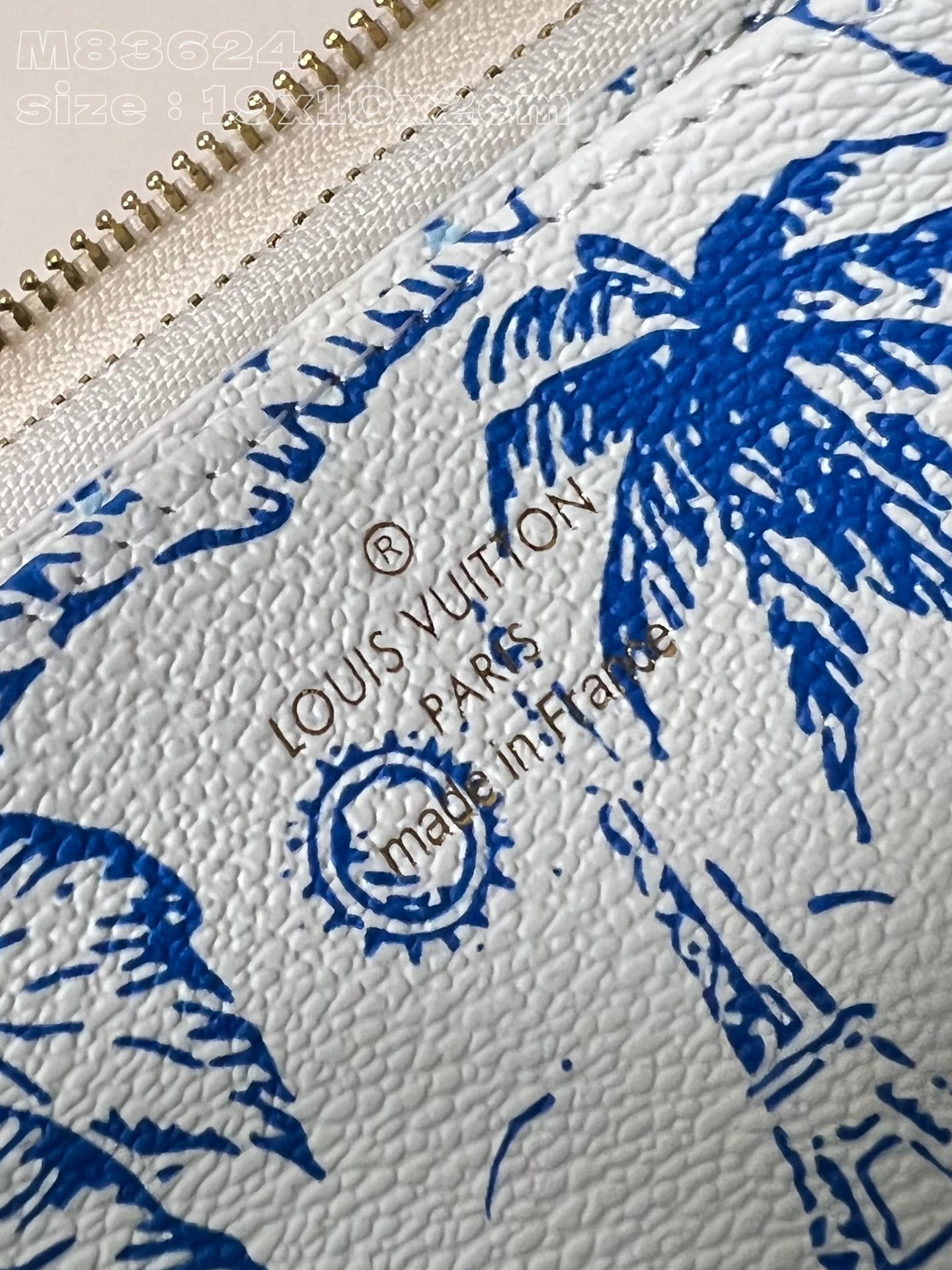 LOUIS VUITTON By The Pool Zippy Wallet M83624