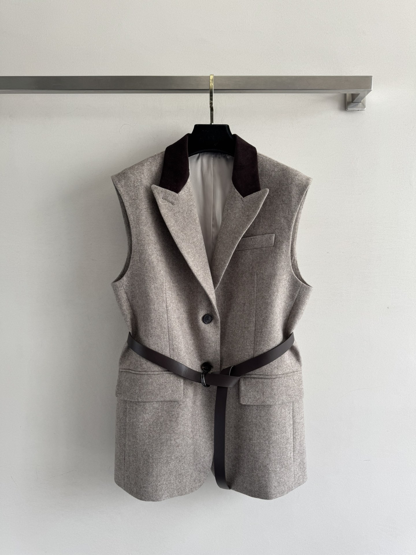BRUNELLO CUCINELLI Belted cashmere-blend gilet