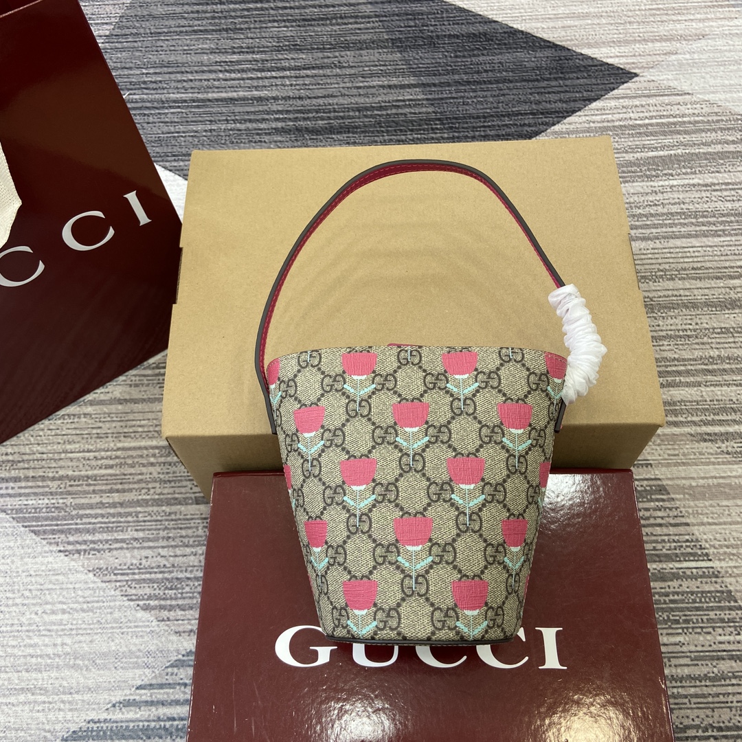 Gucci x Naon Jeong Kids' Bucket Bag