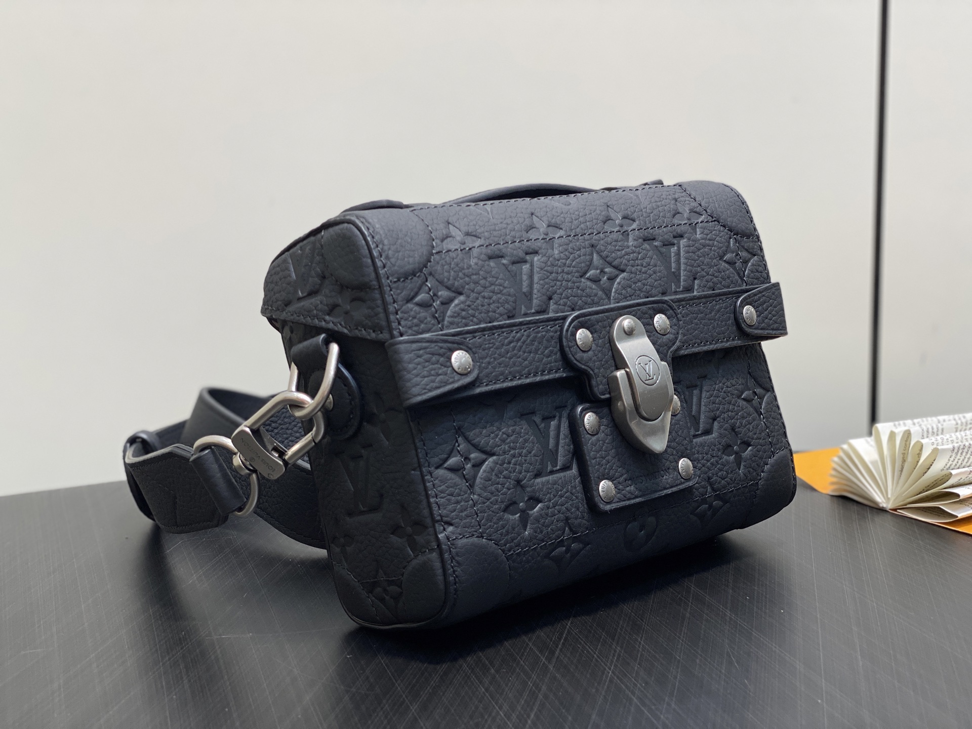 Louis Vuitton M13871 Soul Trunk Bag