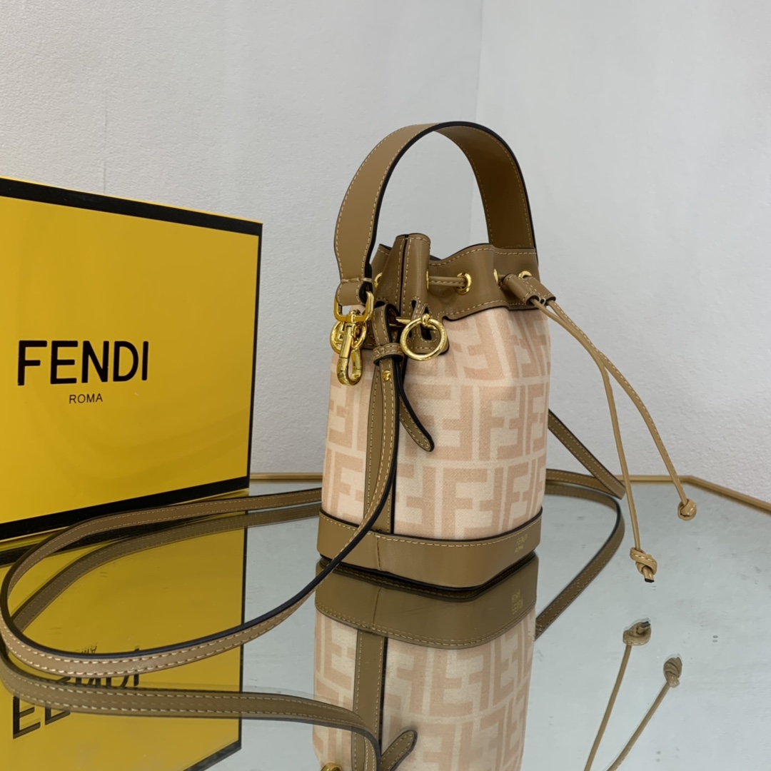 FENDI-Mon Tresor Mini Bucket Bag
