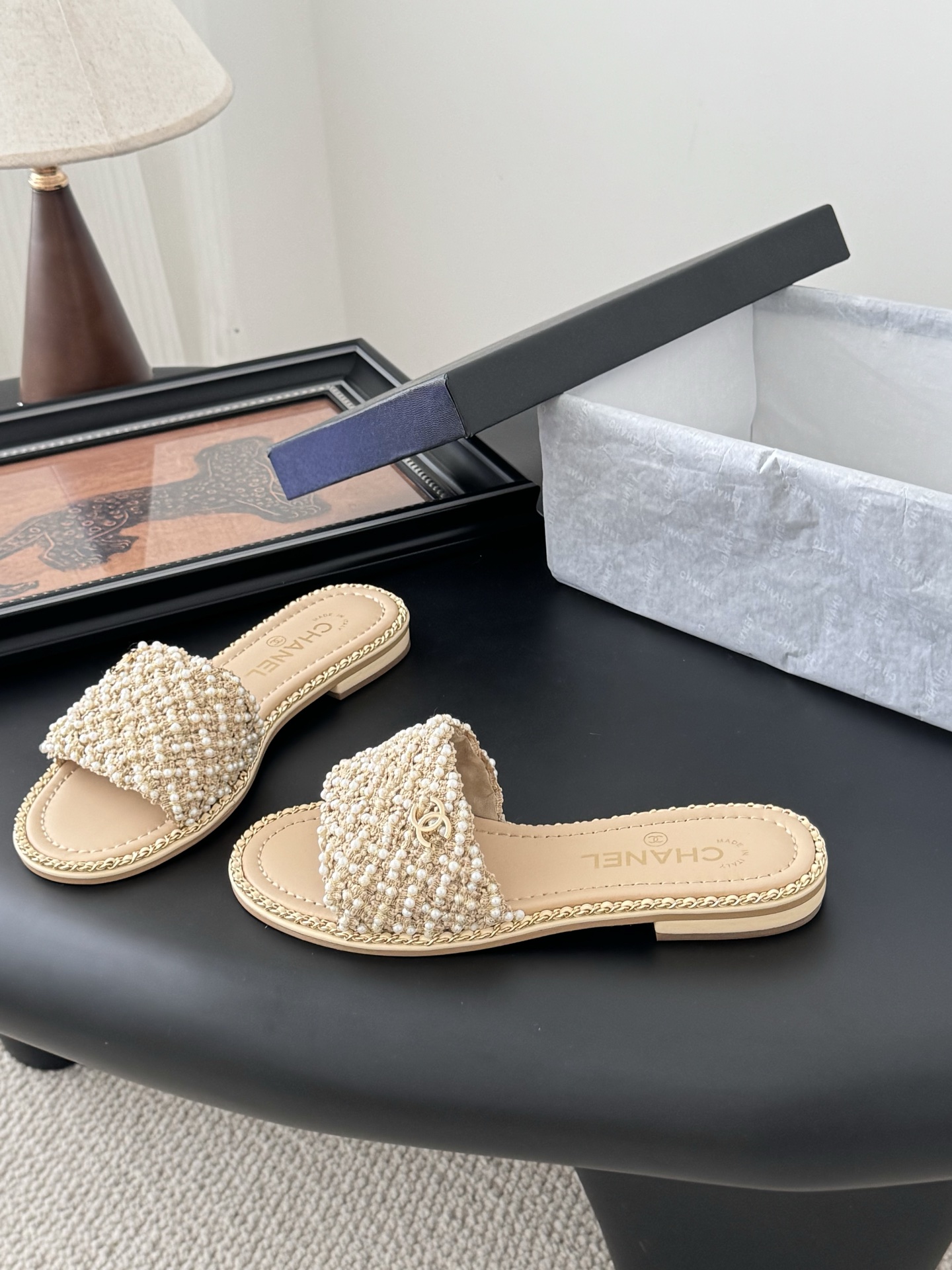 Chanel Spring-Summer New Pearl Slippers