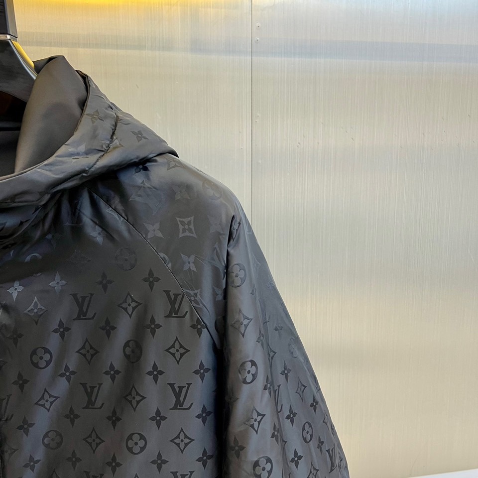 Louis V-2024 Autumn/Winter Newest Hooded Reversible Jacket.
