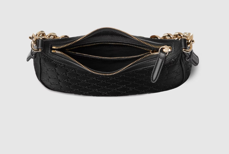 GUCCI-Emblem medium shoulder bag