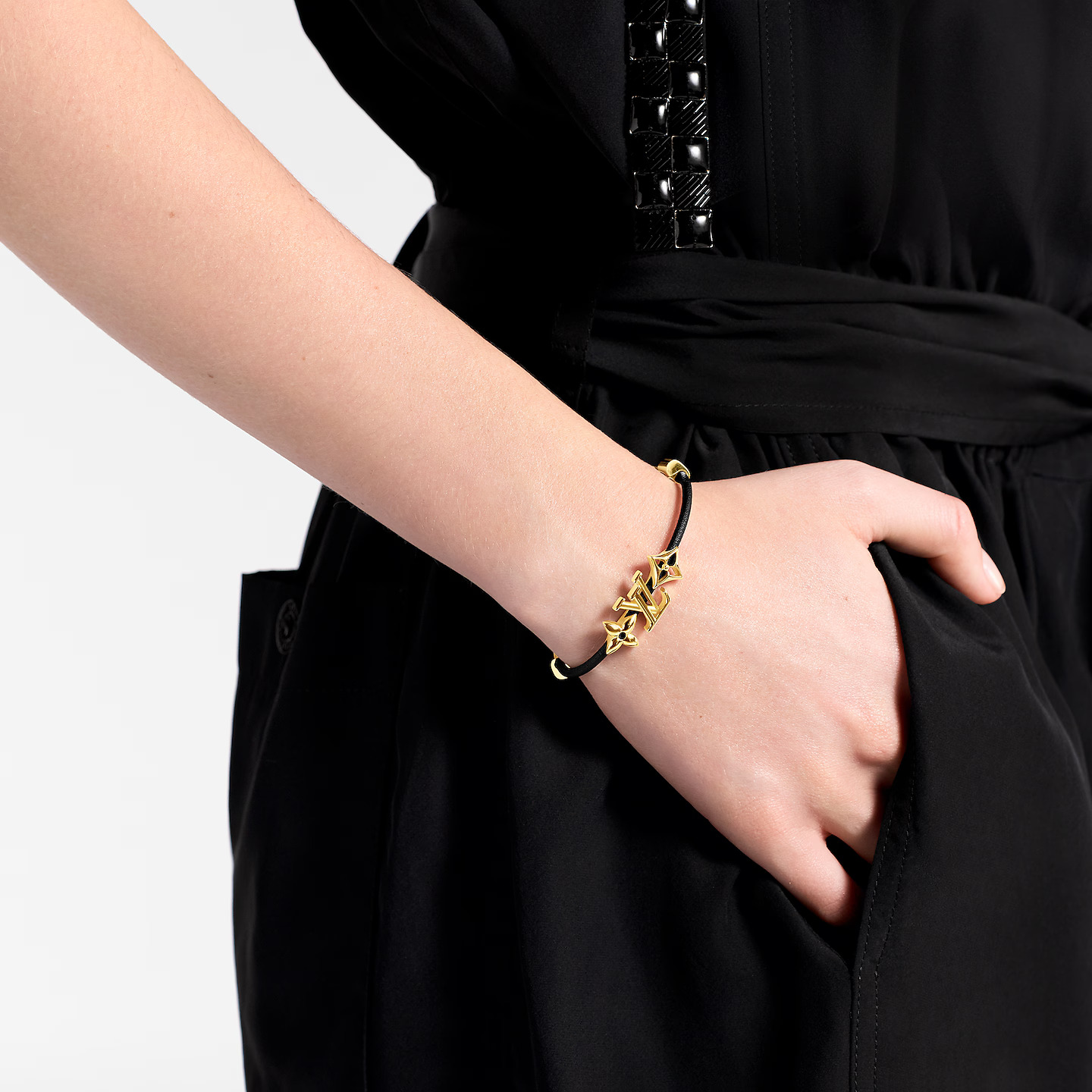 Louis Vuitton M8414Z LV Iconic Flower Bracelet