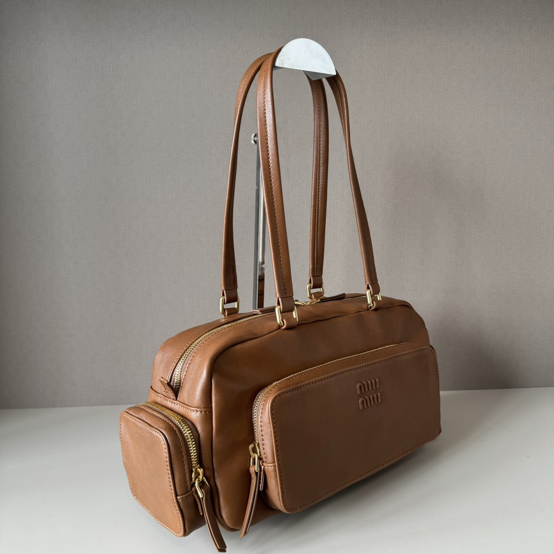 MIUMIU-Pocket washed nappa leather bag