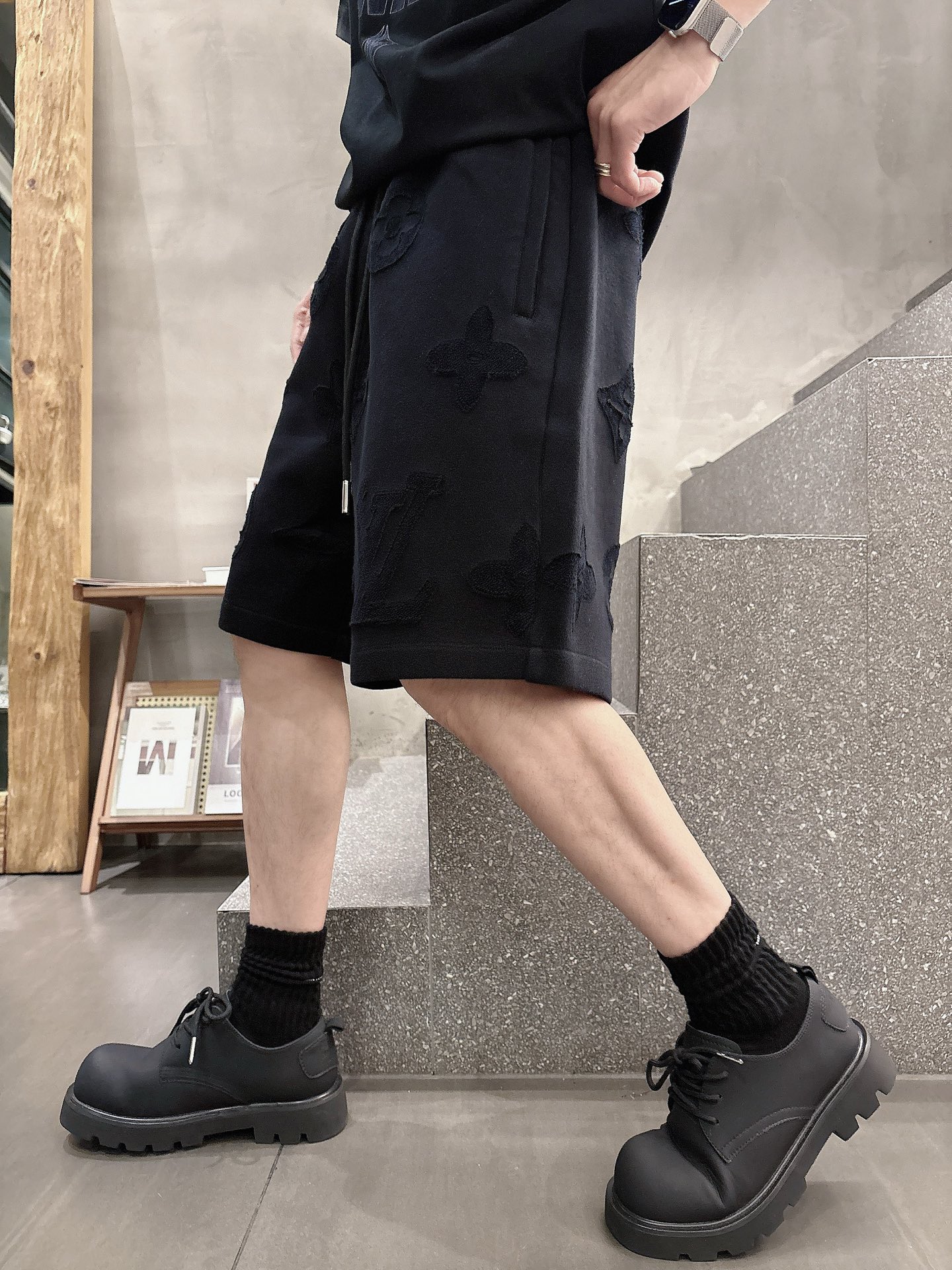 LV 2025 Summer New Men’s Casual Shorts