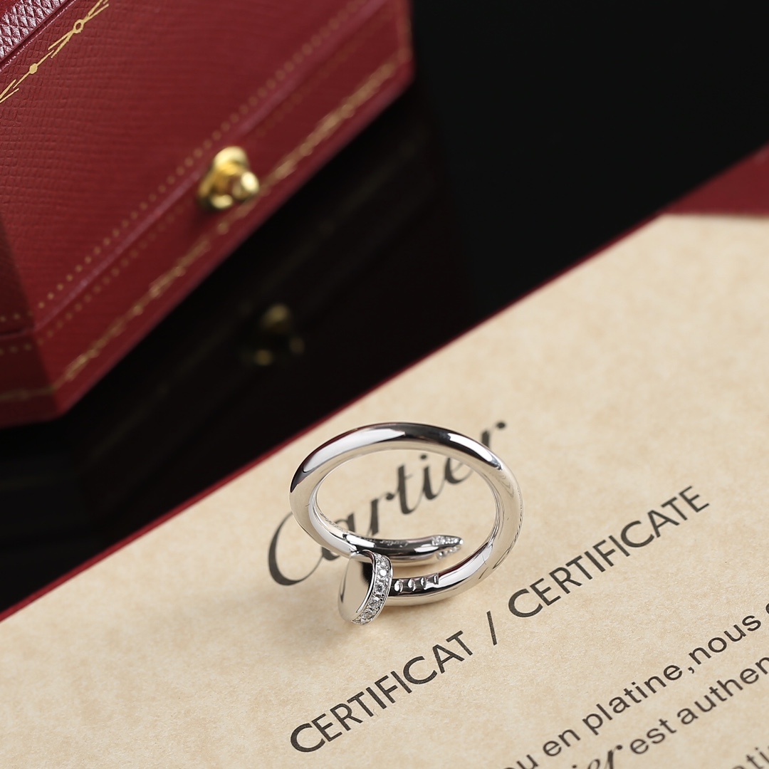 C@rtier Juste un Clou nail ring