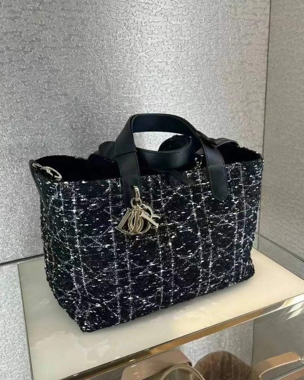 Dior-Medium Dior Toujours Bag