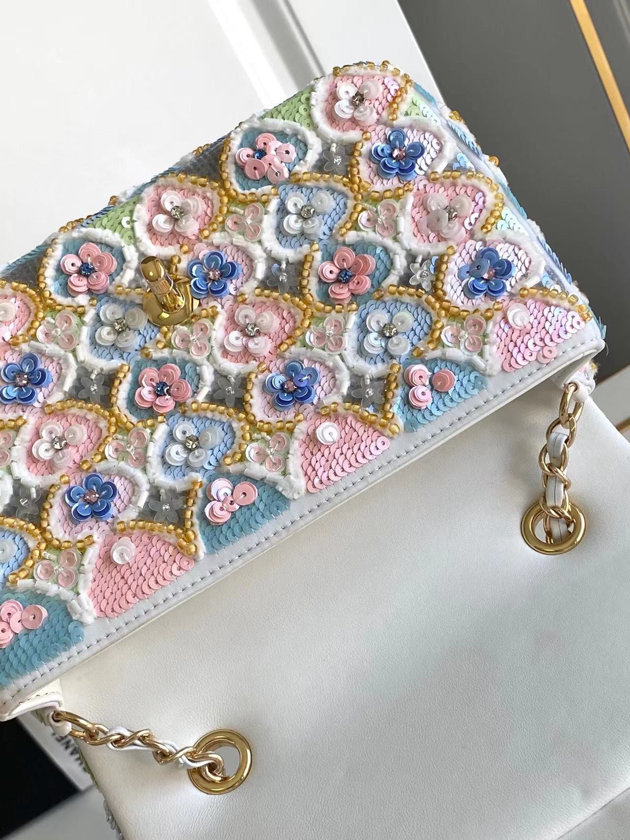 chanel beaded embroidery bag
