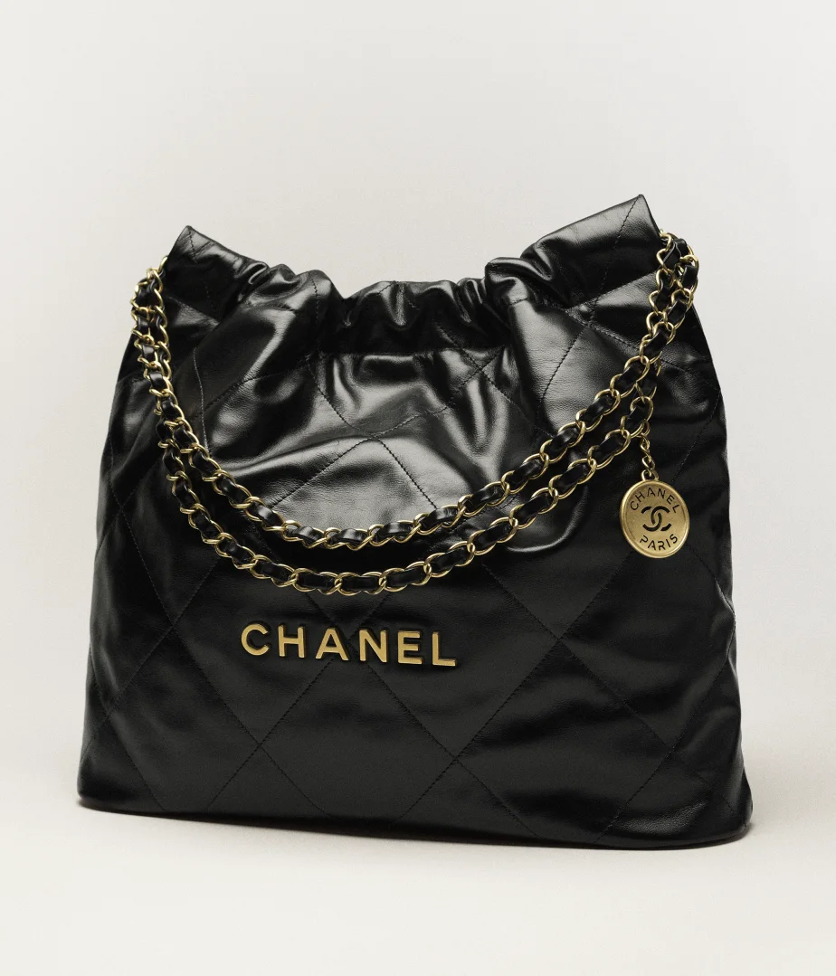 CHANEL 22 Handbag Black