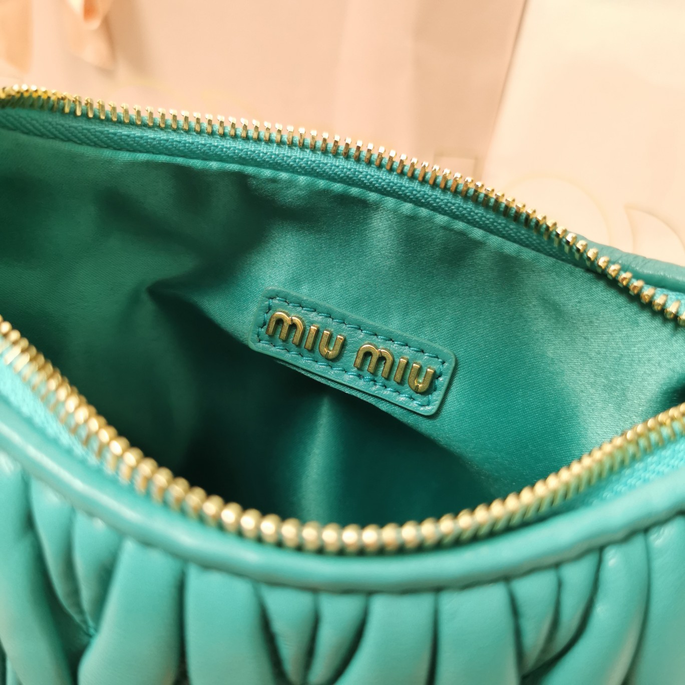 MiuMiu-Wander Handbag
