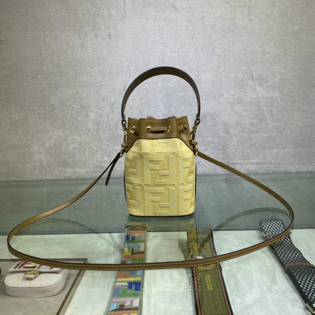 FENDI-Denim FF Logo Embroidered Bucket Bag