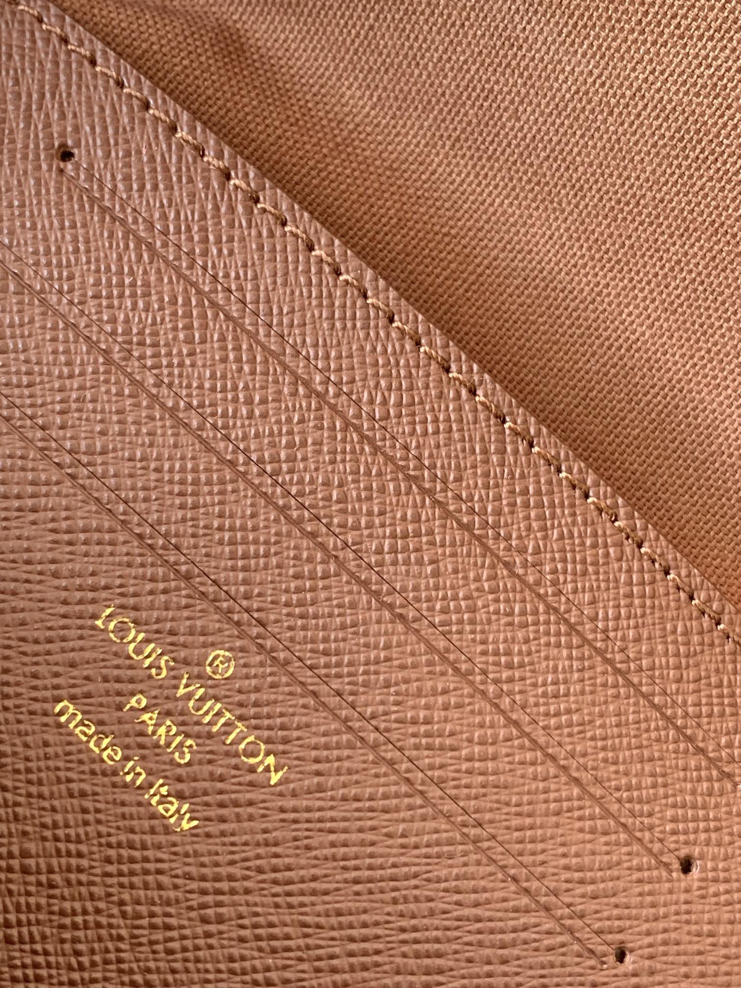 Louis Vuitton M81911 Wallet on Chain Ivy