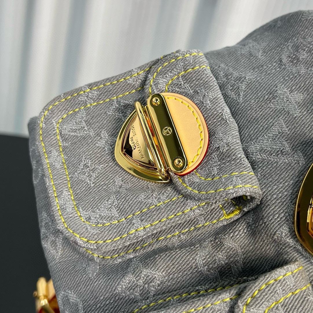 Louis Vuitton M13031 Venice Backpack