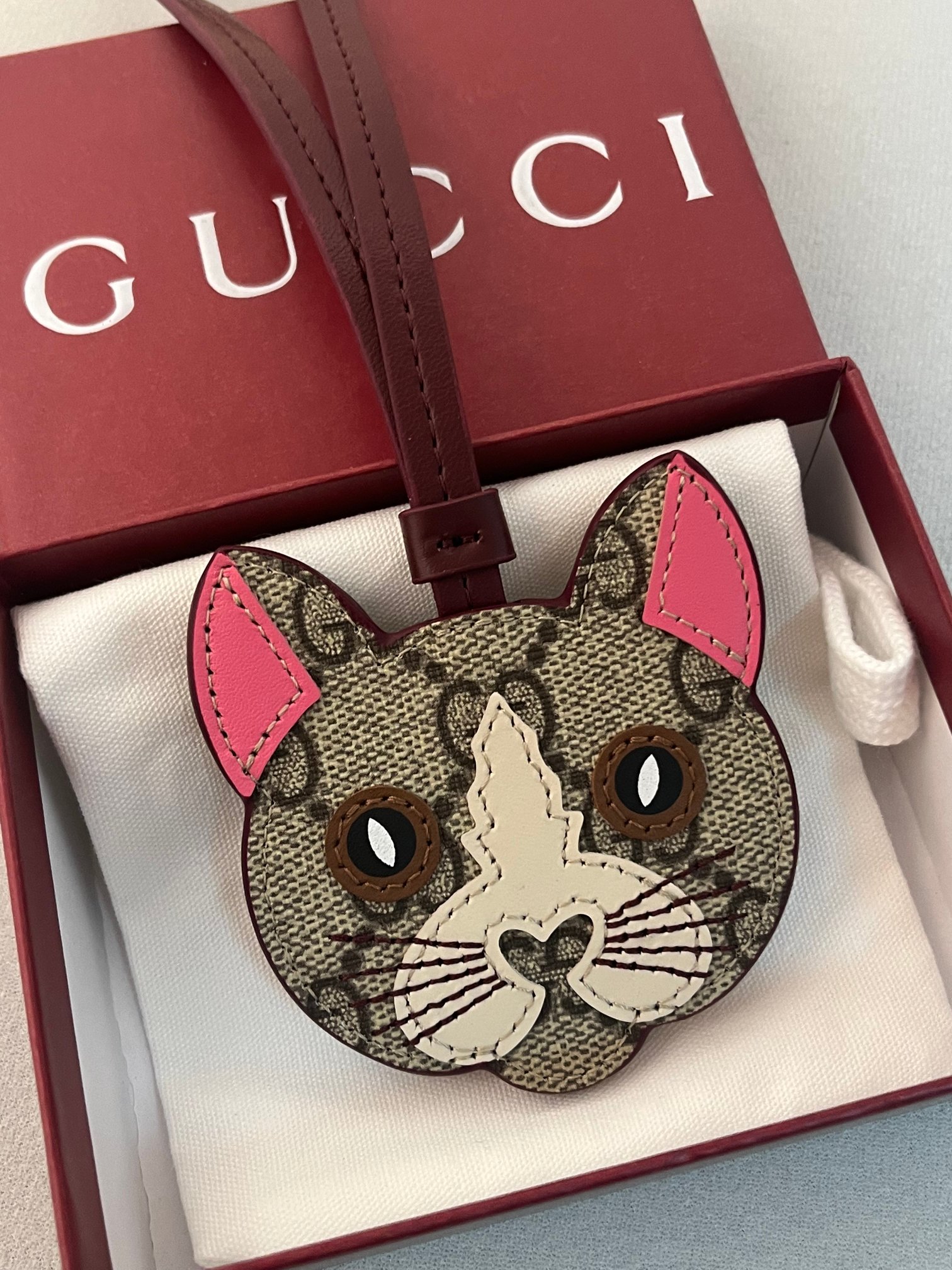 Gucci GG Emblem Cat Charm
