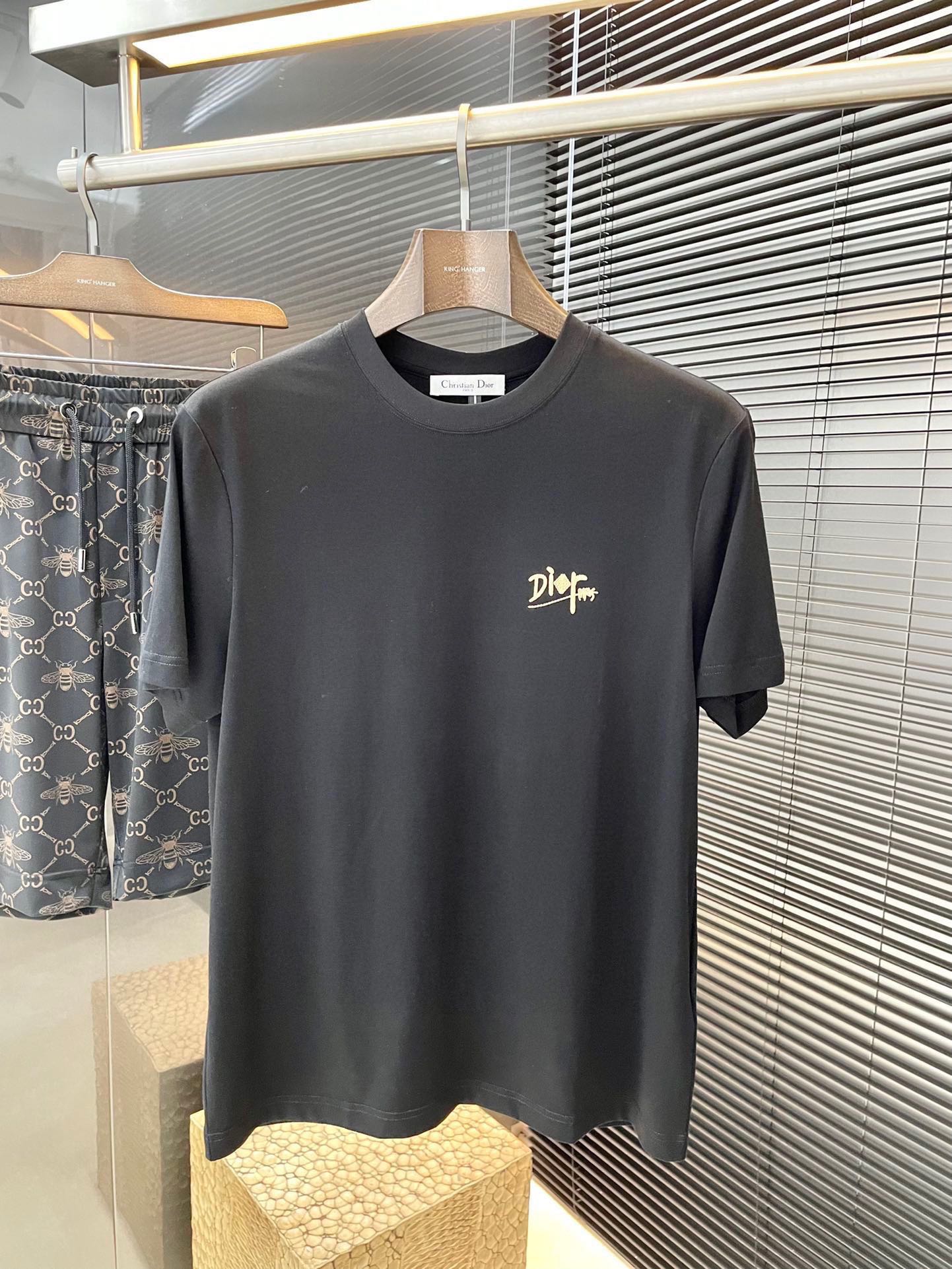Dior- new short sleeves for spring/summer-black