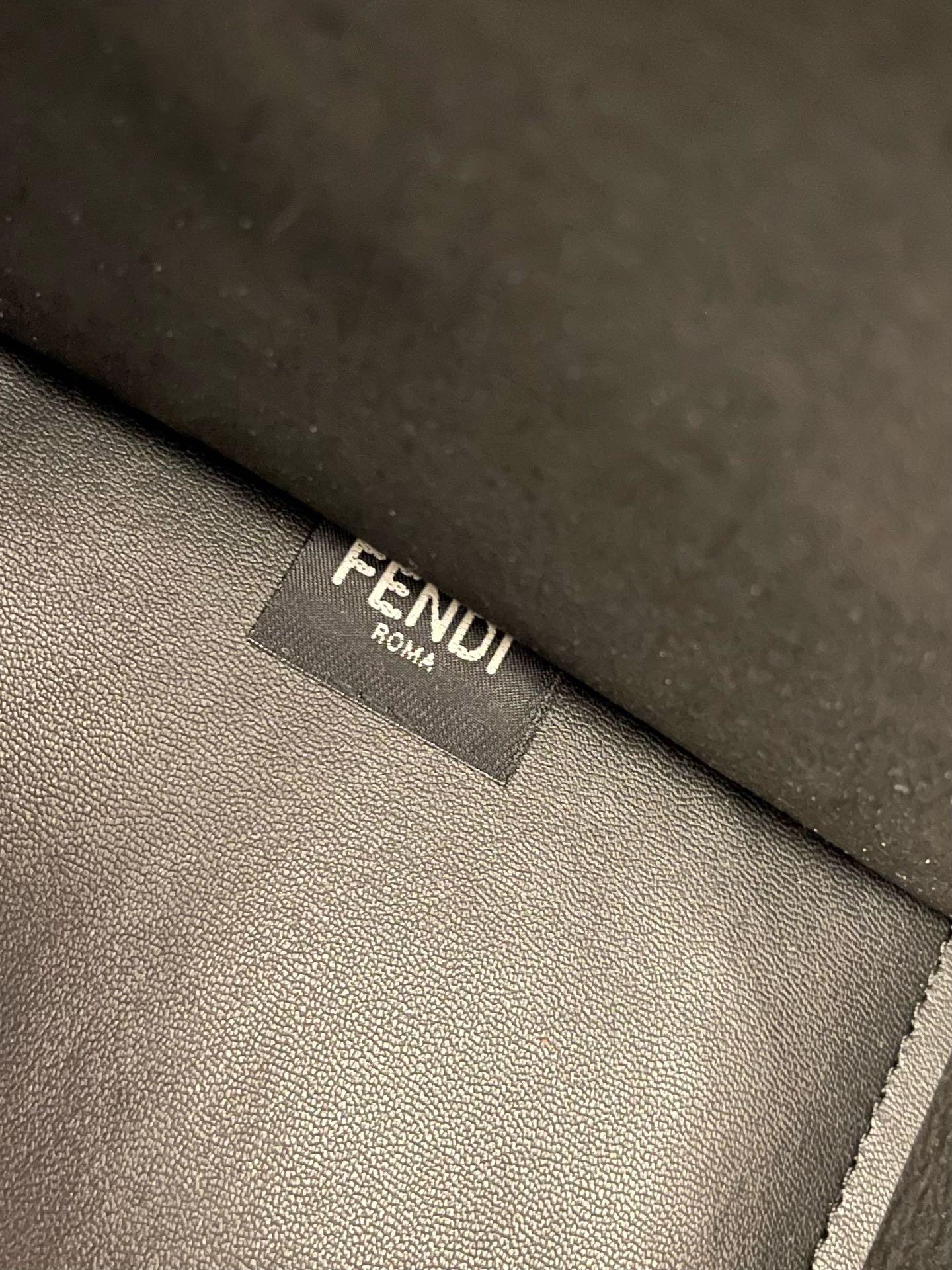 FENDI-Sunshine Medium Tote