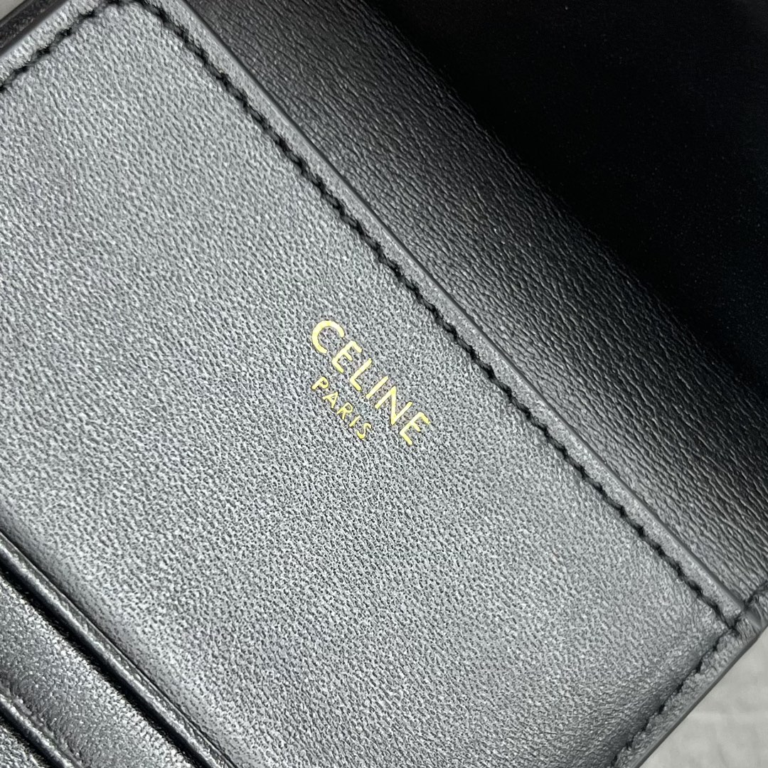 CELINE Wallet