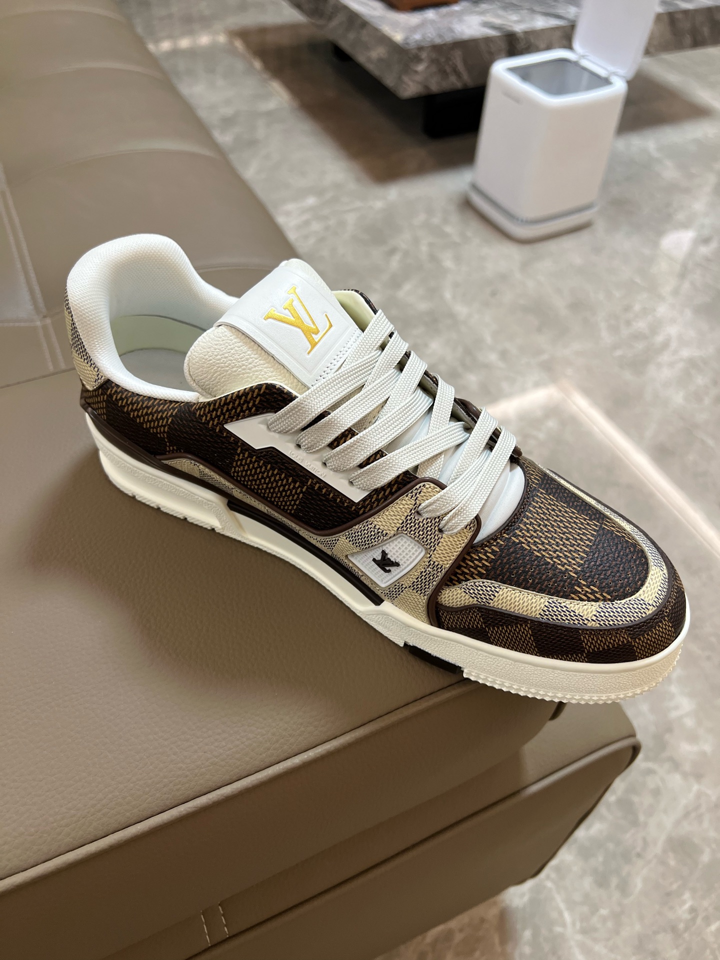LV Trainer – Brown Damier Pattern