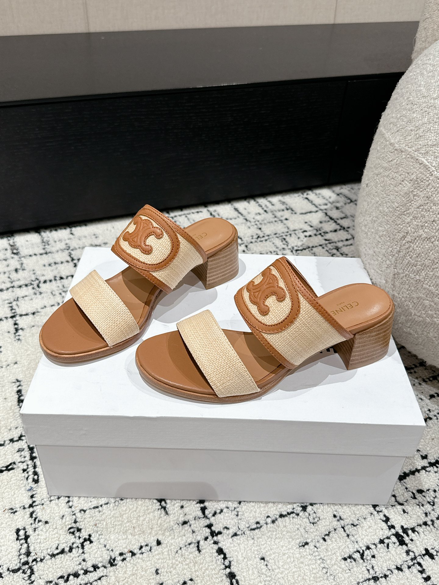 CELINE Flat Logo Slide Sanda