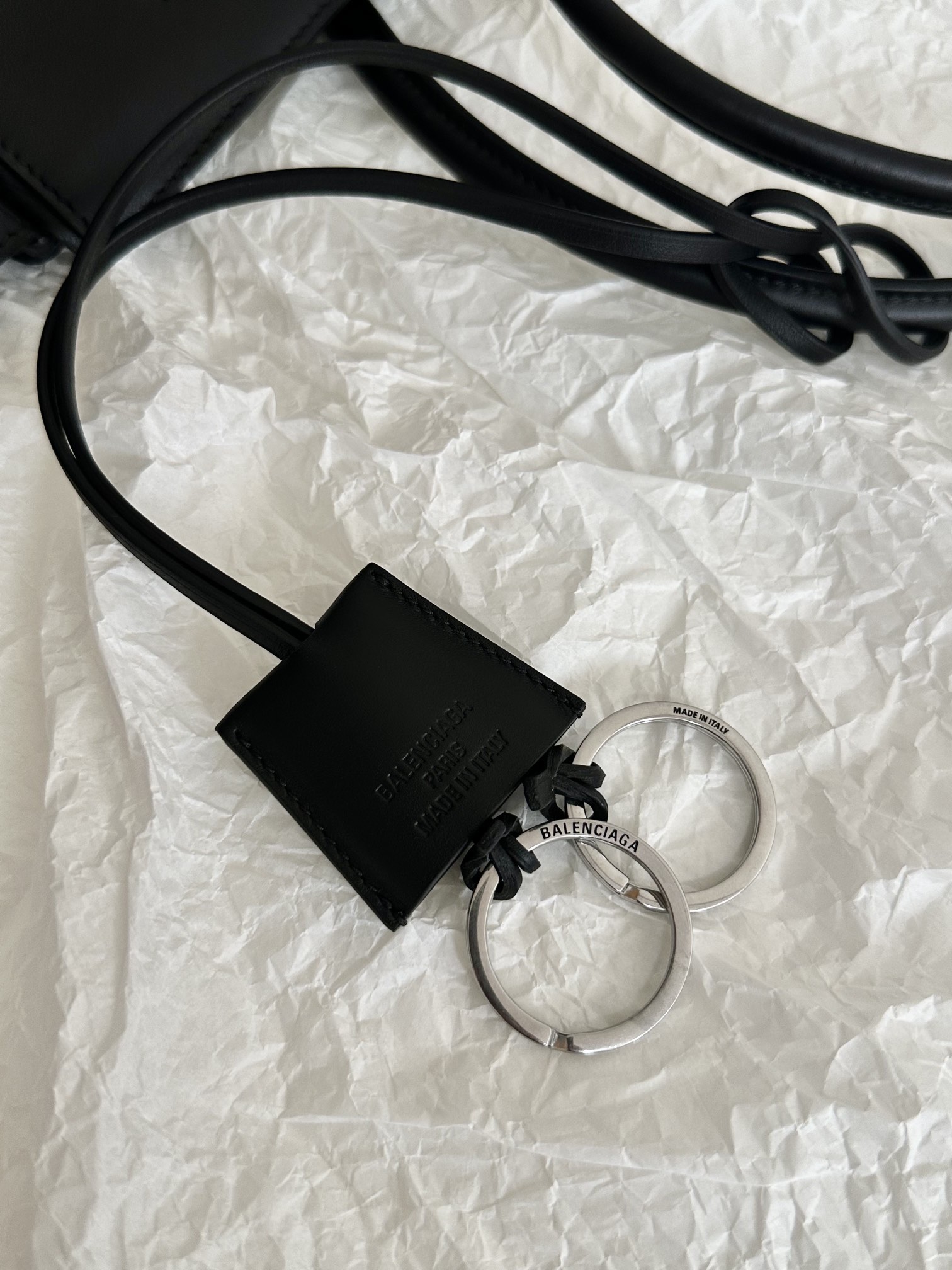 Balenciaga-Bel Air Medium Carry All Bag in Black