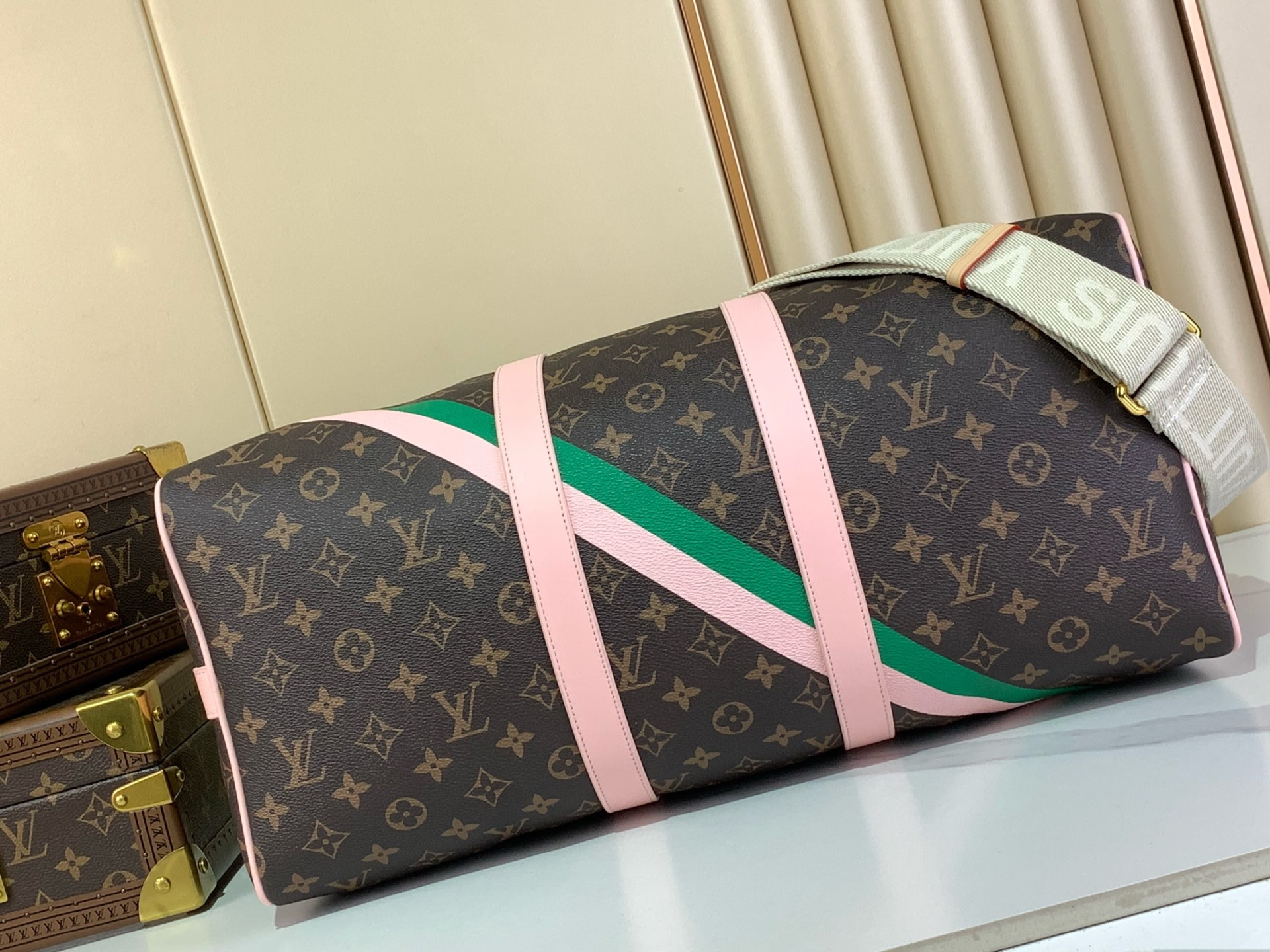 LV M25822 Keepall Bandoulière 45