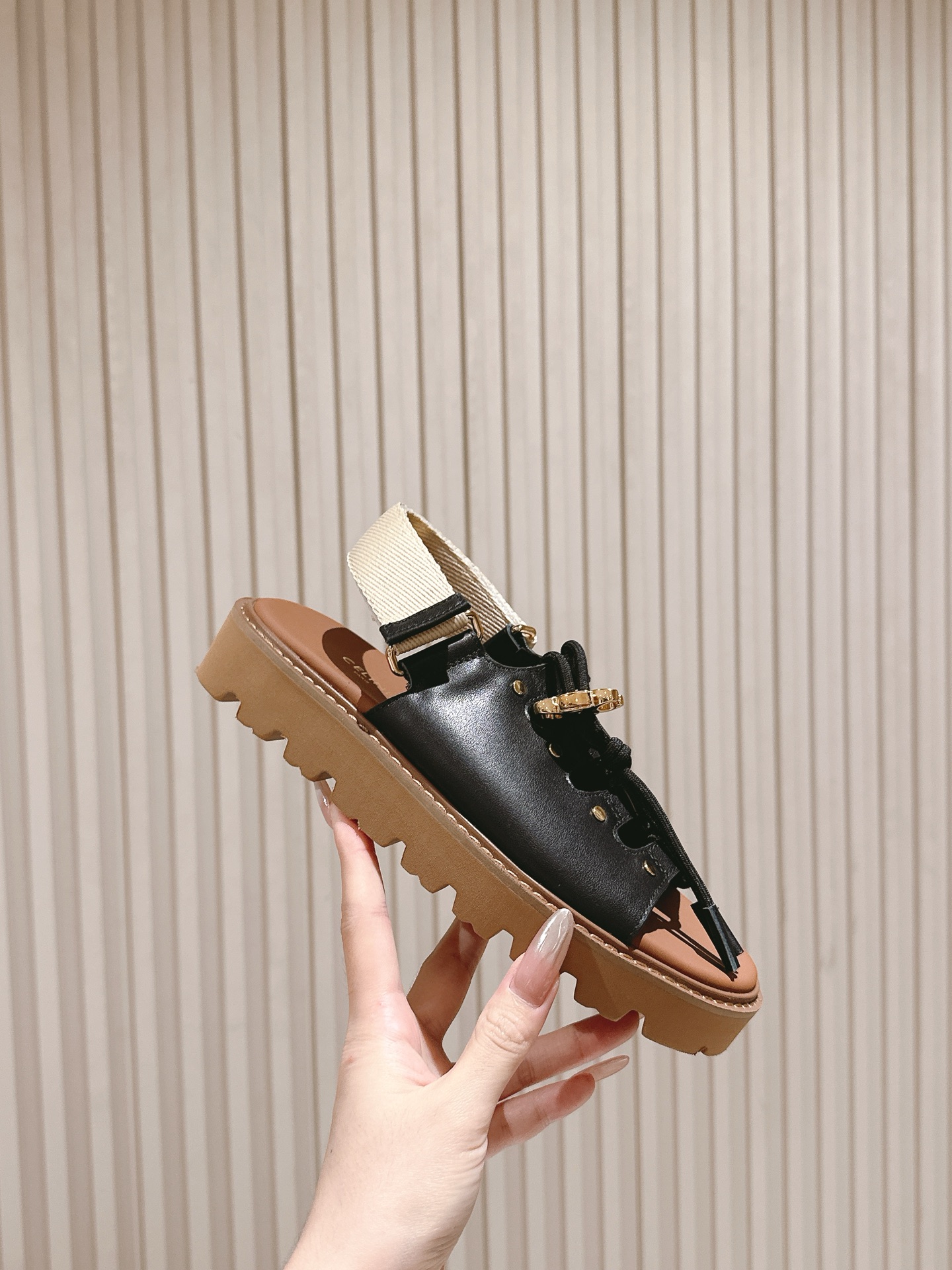 CELINE Triomphe British-Style Roman Flat Sandals & Slides Series