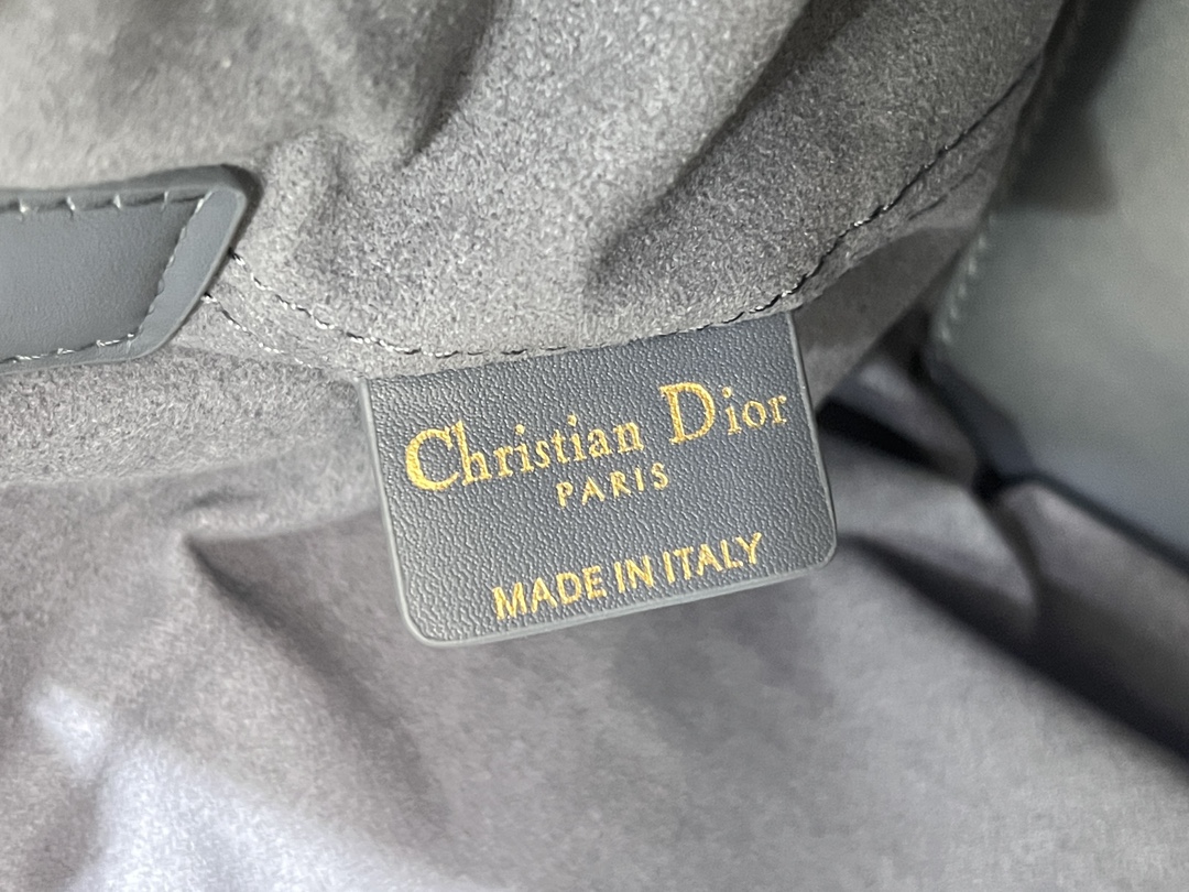 toujour Blue medium This Di