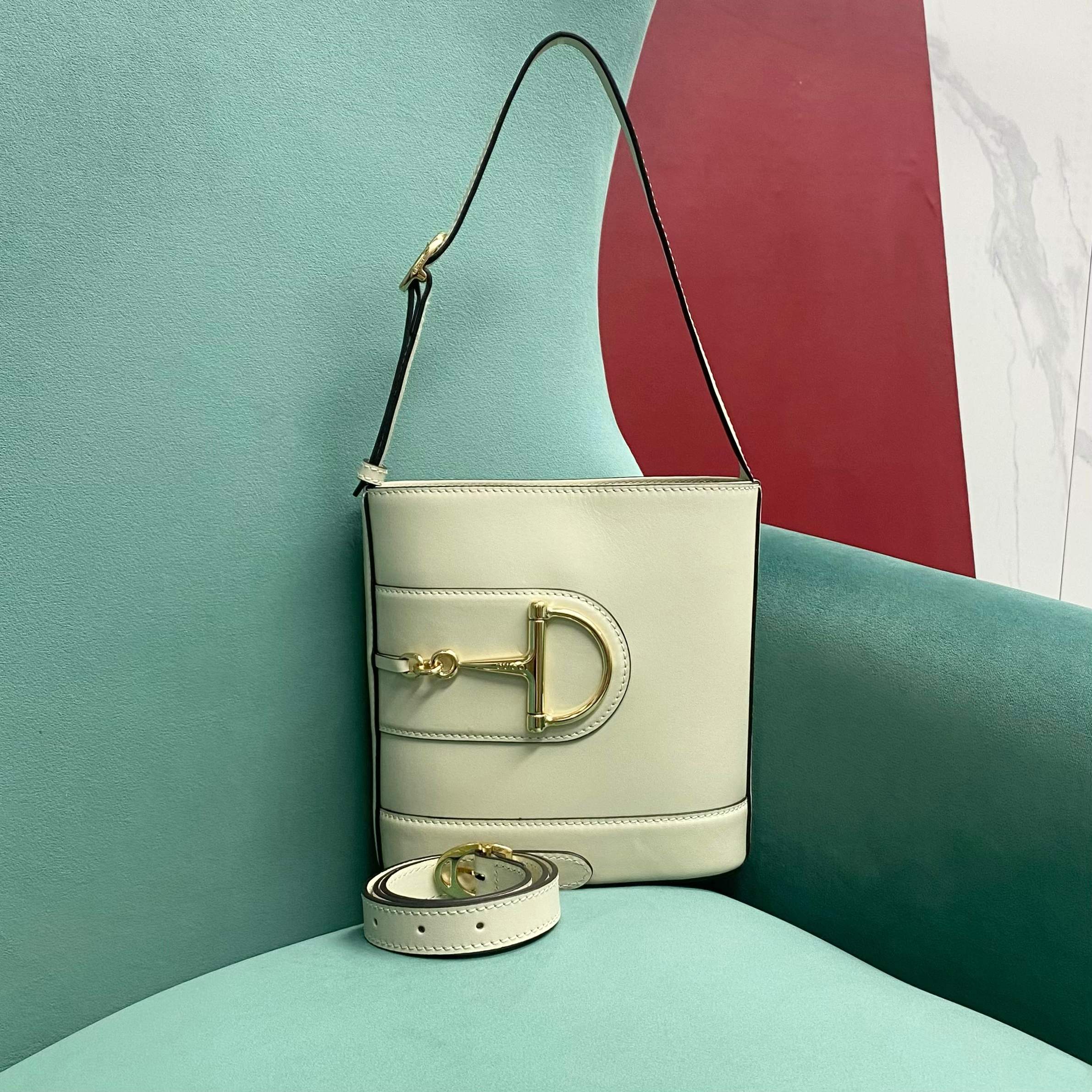 Gucci 73 small bucket bag