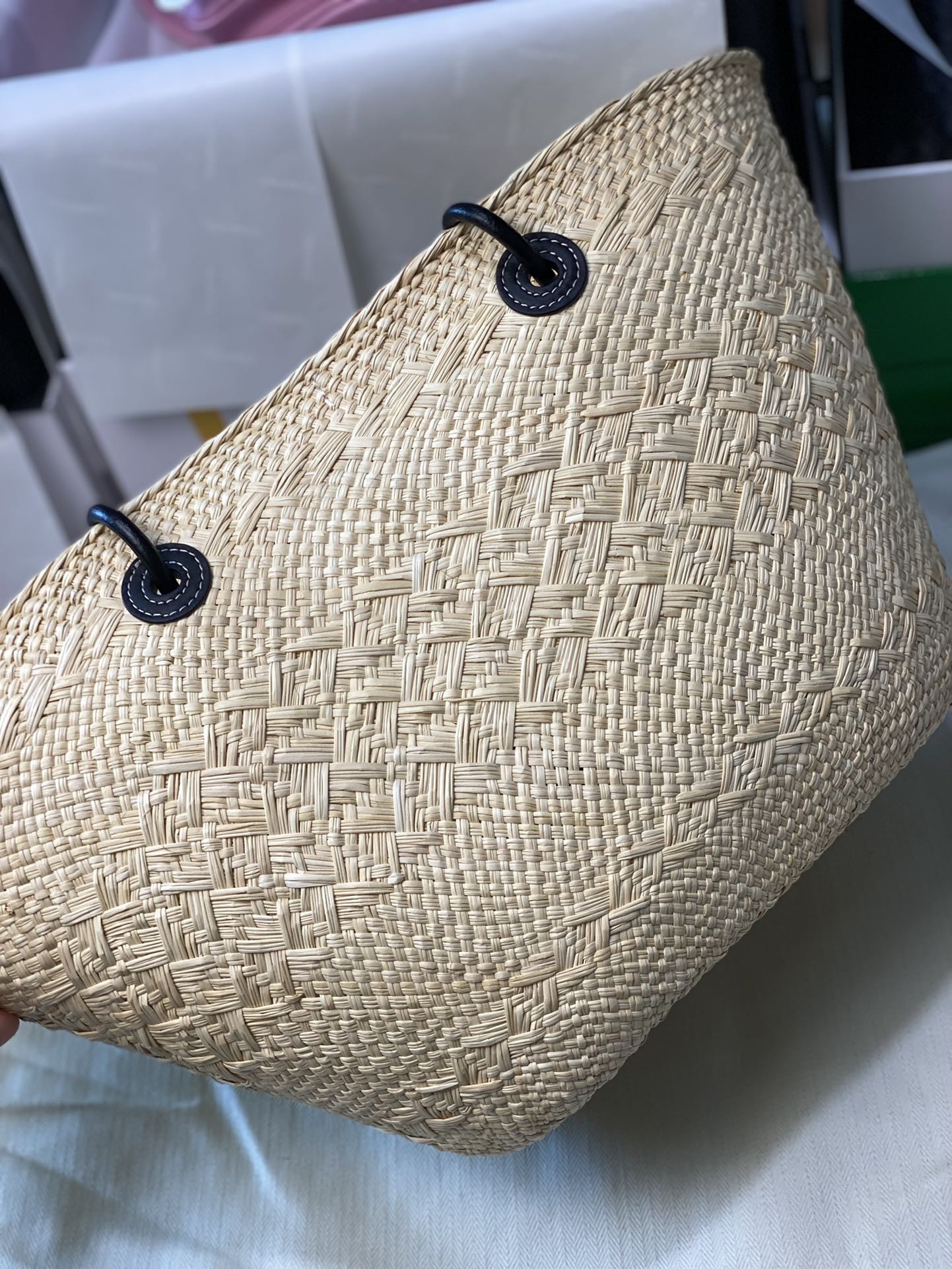 Loewe- Anagram Basket bag in iraca palm and calfskin