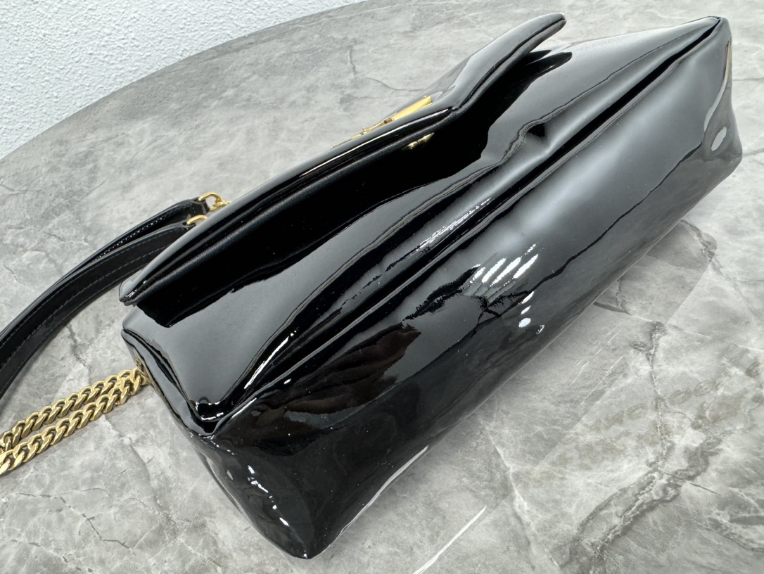 Calypso small in patent leather