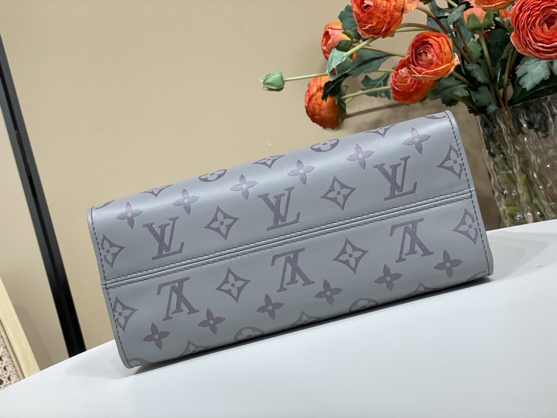 M45653-ONTHEGO small handbag