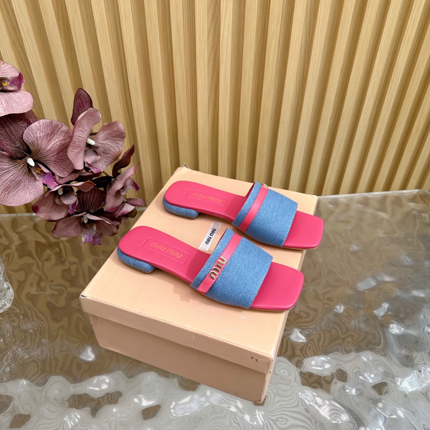 MIU MIU Bow-Embellished Slides