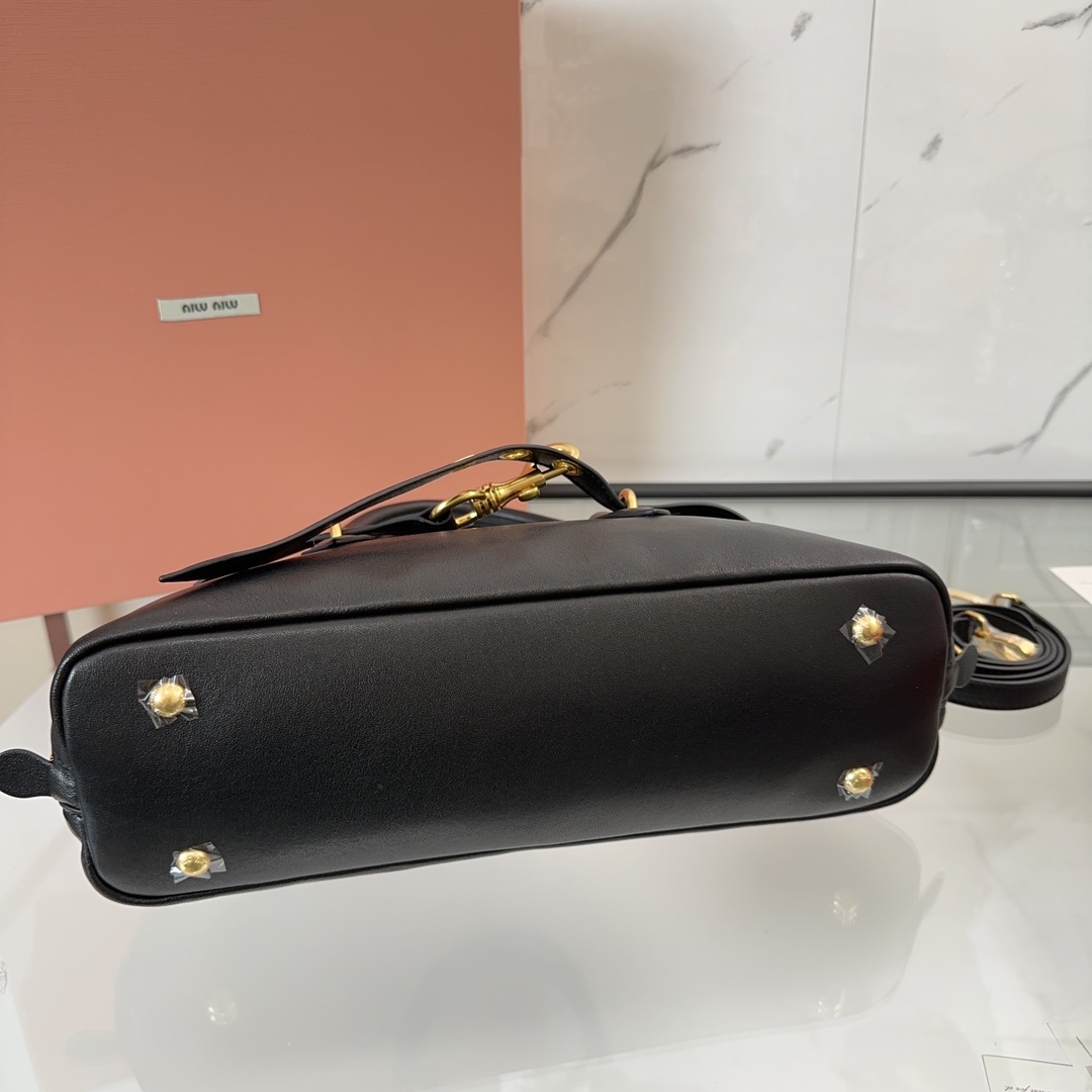 Aventure nappa leather top-handle bag-Black