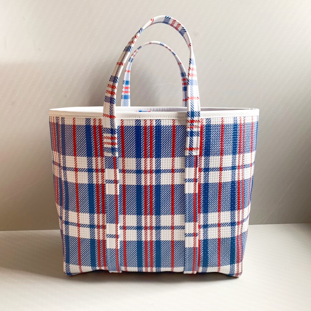 𝗕a𝗹𝗲𝗻𝗰𝗶𝗮𝗴𝗮 New Tote Bag