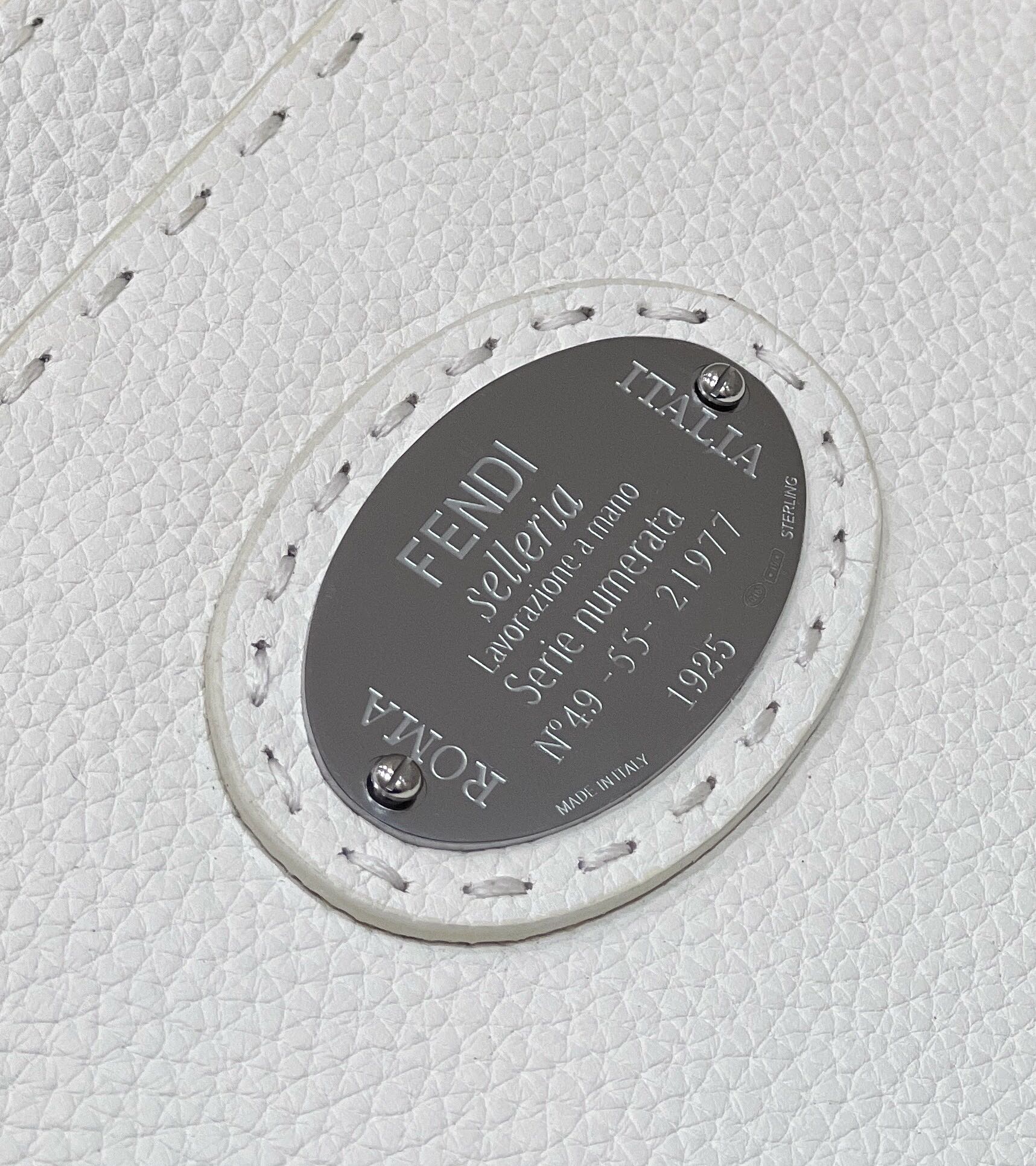 Fendi-PEEKABOO-80012L Caramel