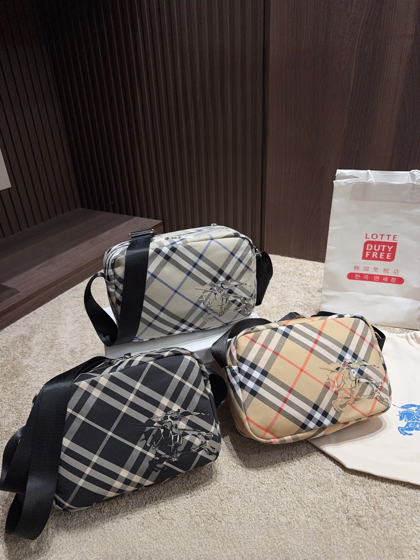 Burberry Check Crossbody Bag​