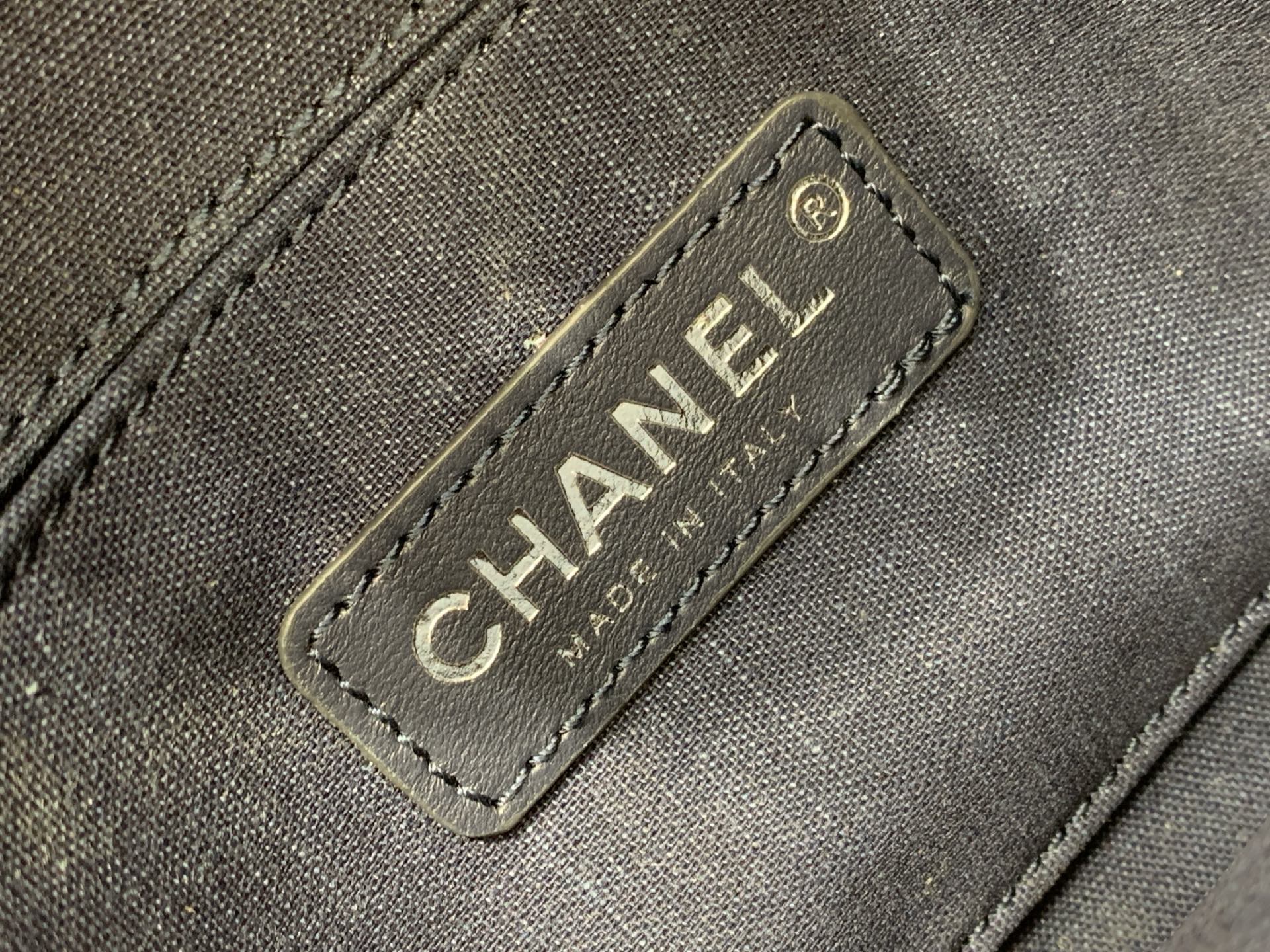 Chanel-25P Limited Edition Denim