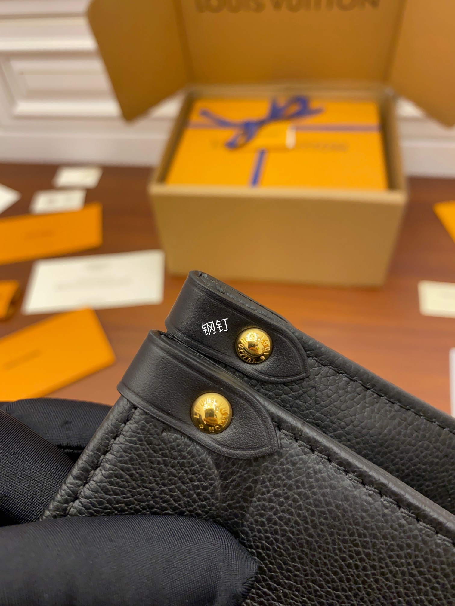 Louis Vuitton OnTheGo MM M45595 Black